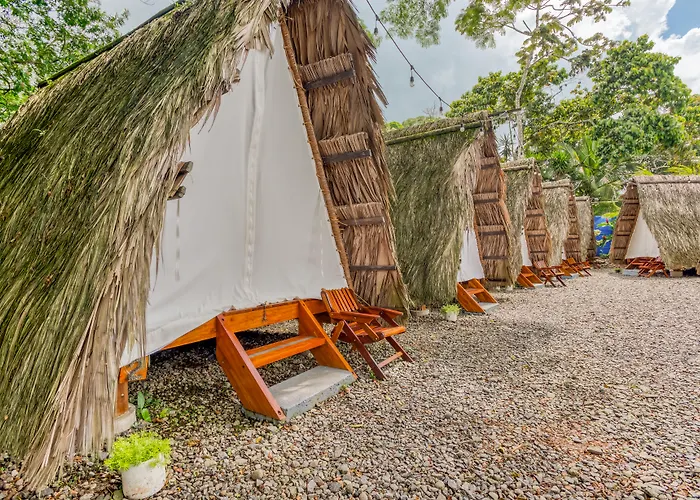 Socialtel La FortunaHostel